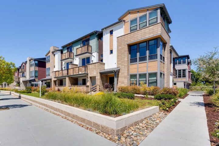 Property Photo: 657 East Evelyn Avenue CA 94086