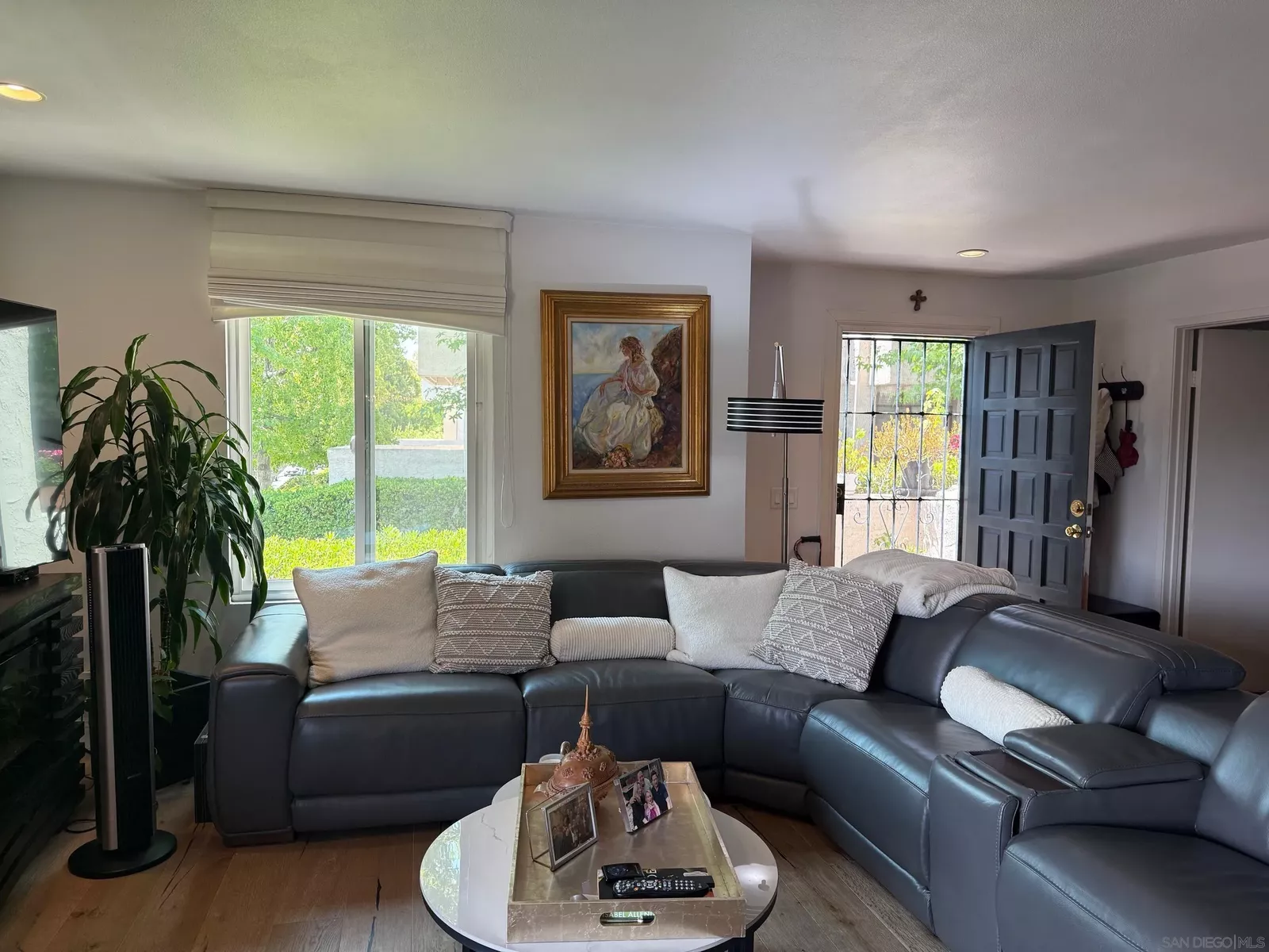 Property Photo: 8490 Via Sonoma 7 CA 92037