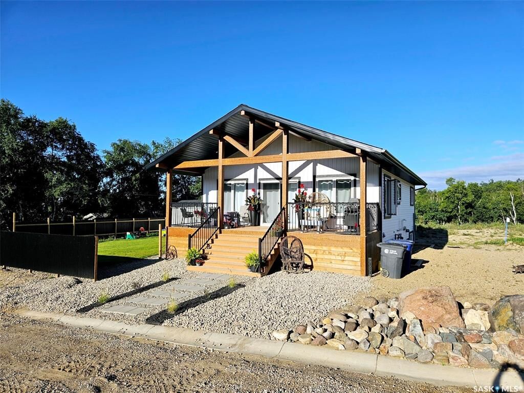 Property Photo: 1 Moki Bay SK S0C 2S0