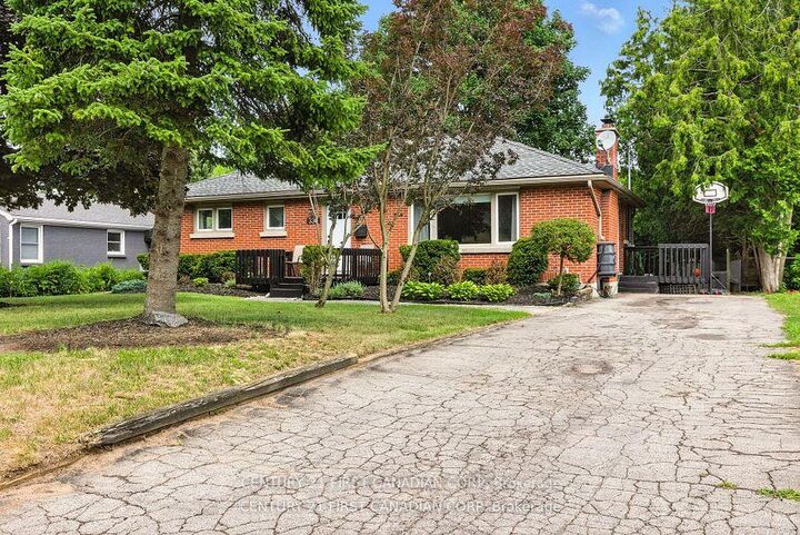 Photo de la propriété: 330 Glenrose Drive ON N6K 2A8