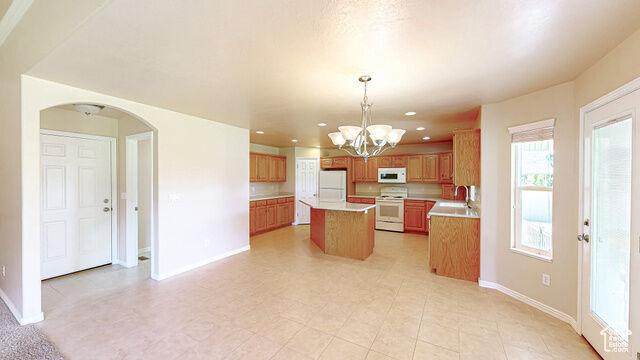 Property Photo:  2816 W 960 N  UT 84015 