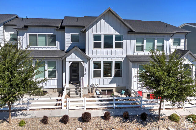 Property Photo:  937 W Sunspear Dr S  UT 84045 