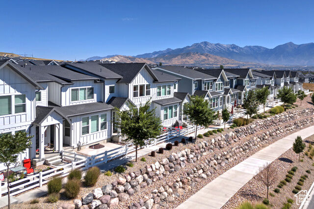 Property Photo: 937 W Sunspear Dr S UT 84045