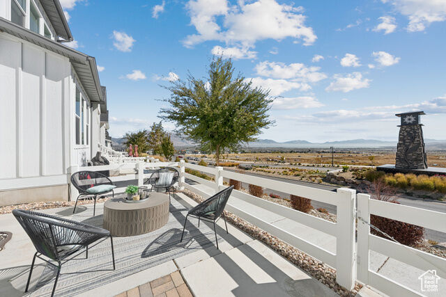 Property Photo:  937 W Sunspear Dr S  UT 84045