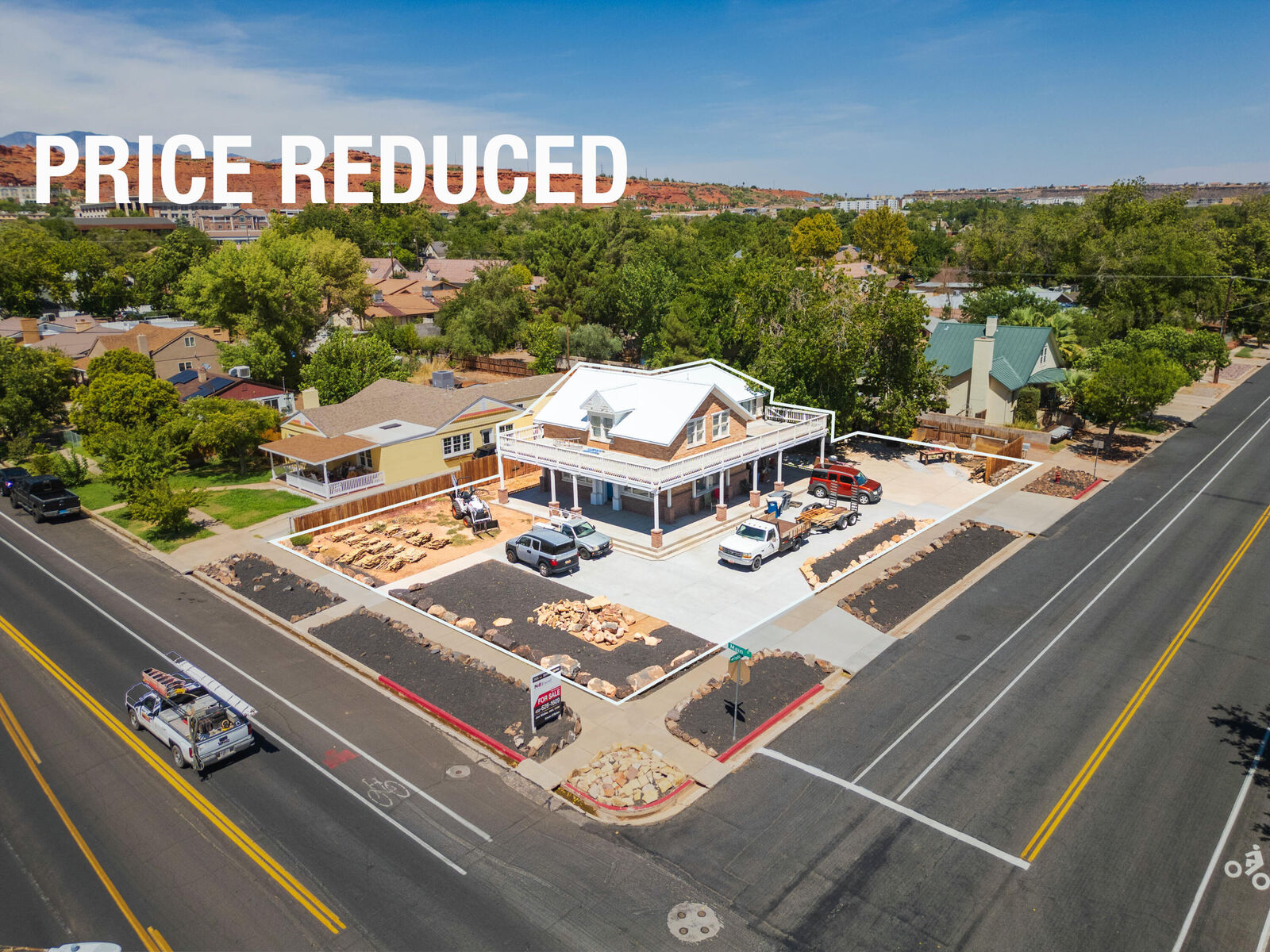 Property Photo: 295 S Main St UT 84770