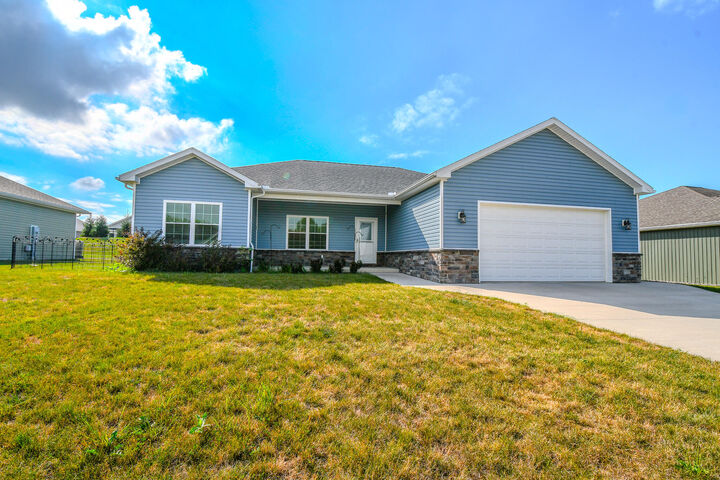 Property Photo: 3467 Weldon Drive OH 45806