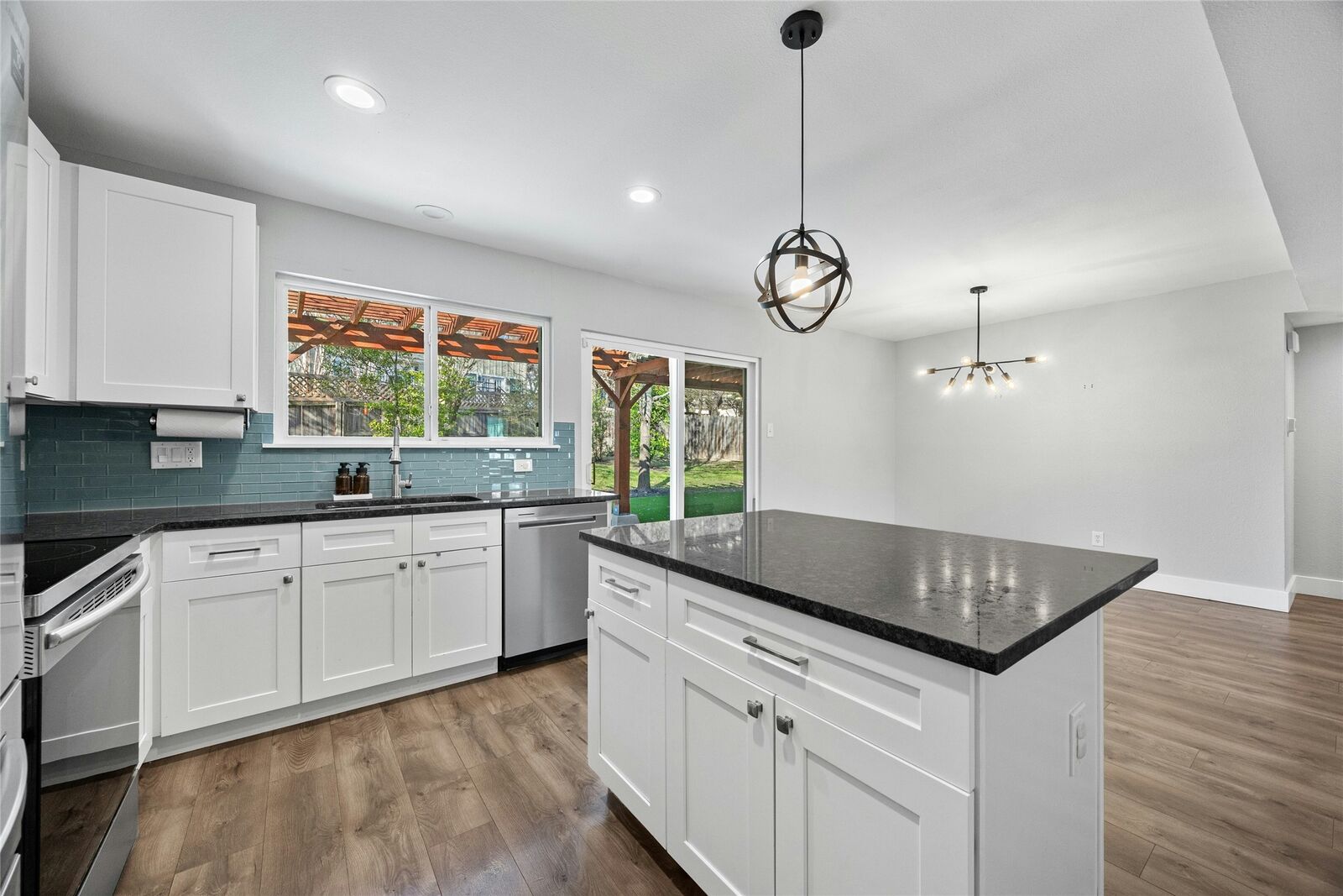 Property Photo:  3106 Leaf Circle  TX 78759 