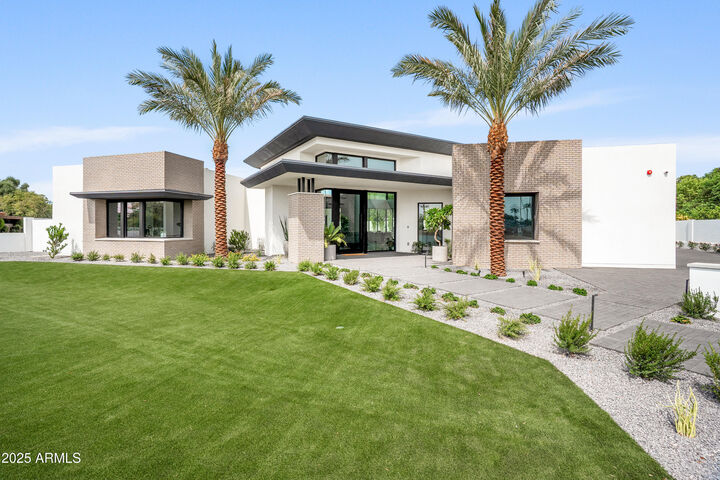 5538 E Lafayette Boulevard  Phoenix AZ 85018 photo