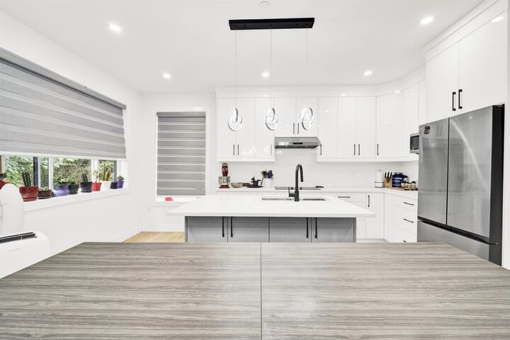 Property Photo: 36665 Carl Creek Crescent BC V3G 0H4