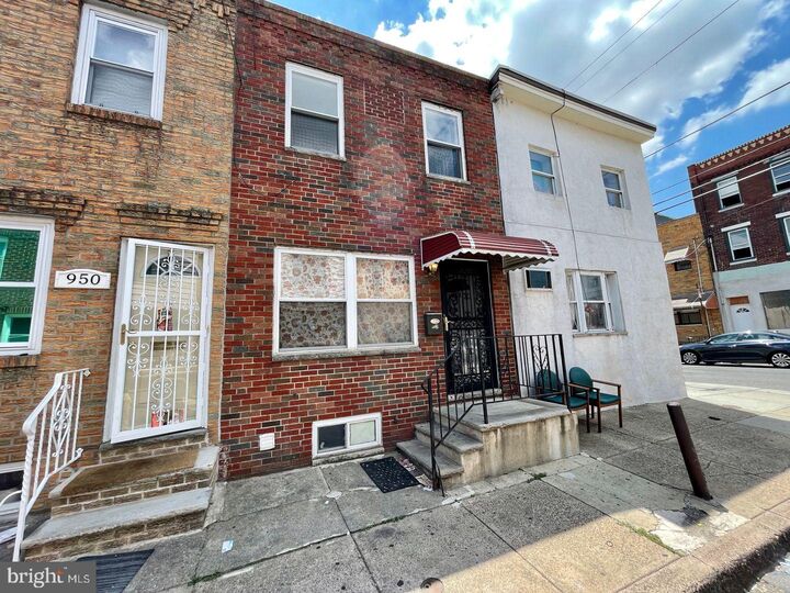 952 Winton Street  Philadelphia PA 19148 photo