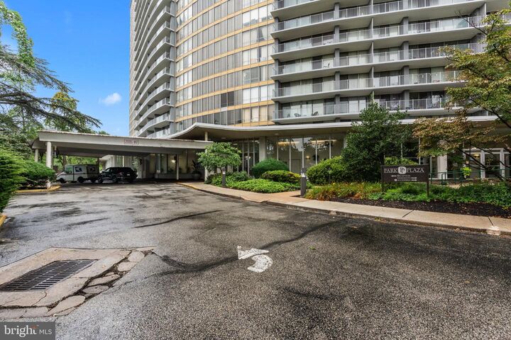 Property Photo: 3900 Ford Road 20O PA 19131