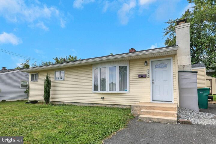 Property Photo: 2472 Hammond Place DE 19808