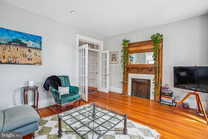 Property Photo: 1419 R Street NW 33 DC 20009