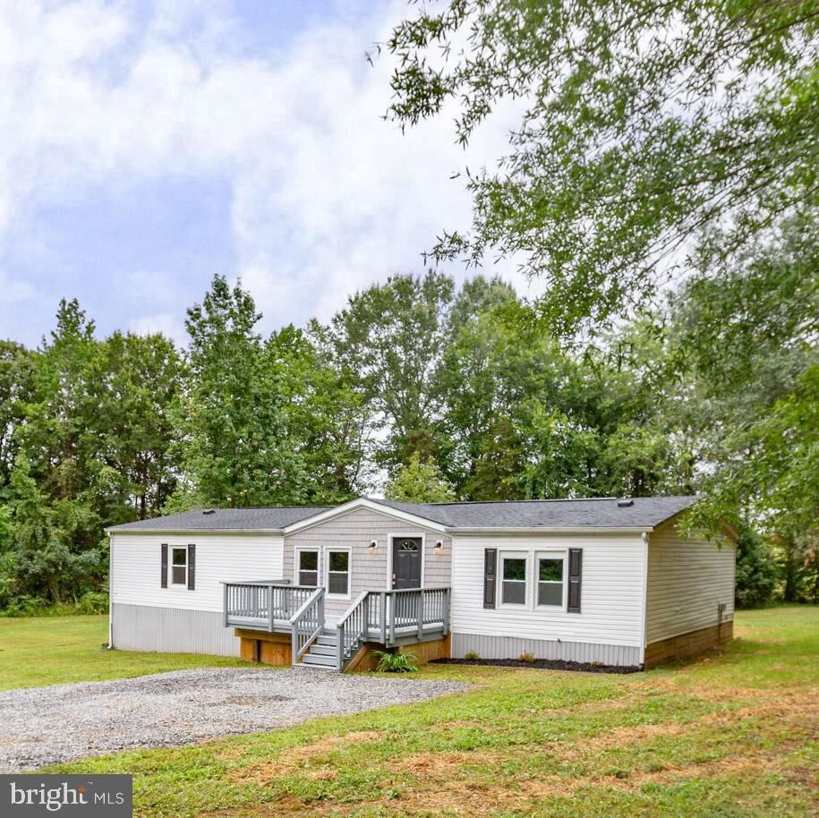 Property Photo: 10337 Beaver Lane VA 22551