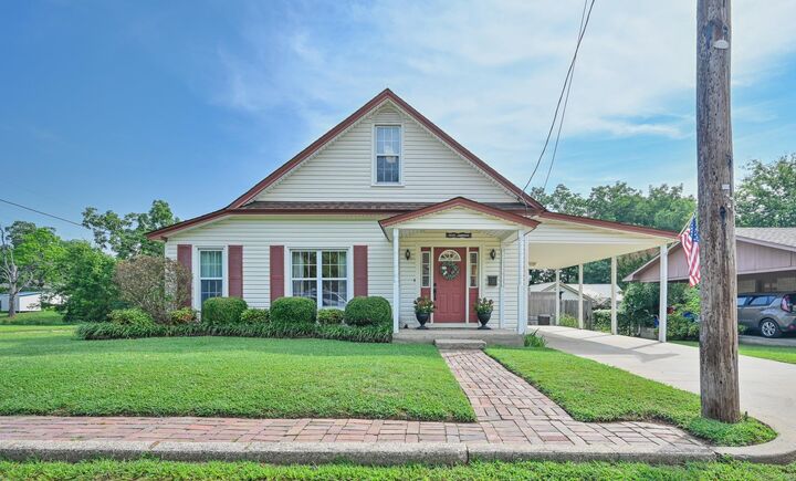 1010 Janssen Avenue  Mena AR 71953 photo