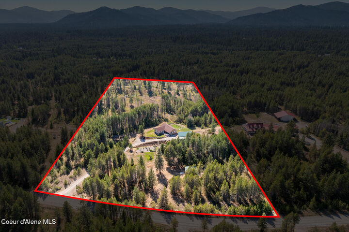 Property Photo: 34197 N Hayden Dr ID 83869