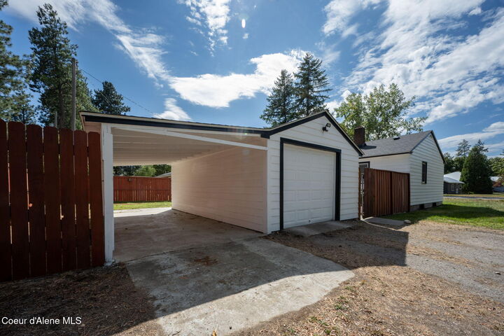 Property Photo: 1020 N William St ID 83854