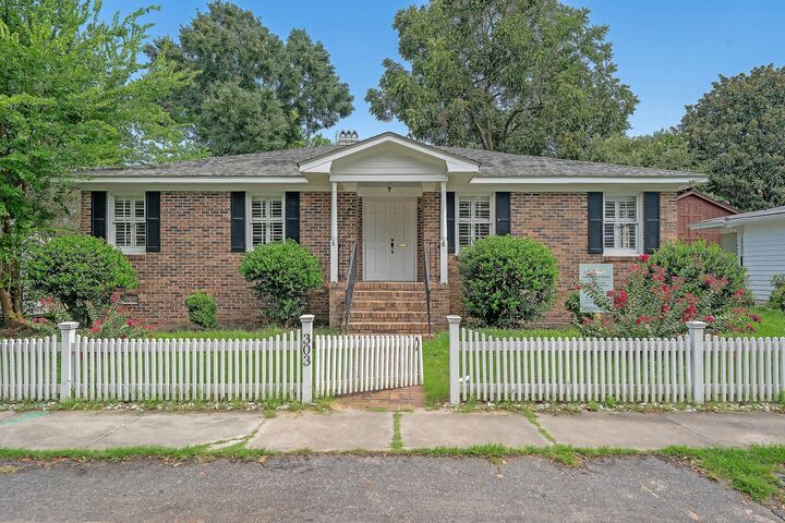Property Photo: 303 Hibben Street SC 29464