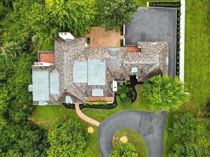 Property Photo: 7900 Annesdale Drive OH 45243