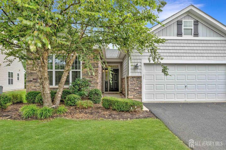 39 Schindler Court  Franklin Twsp NJ 08873 photo
