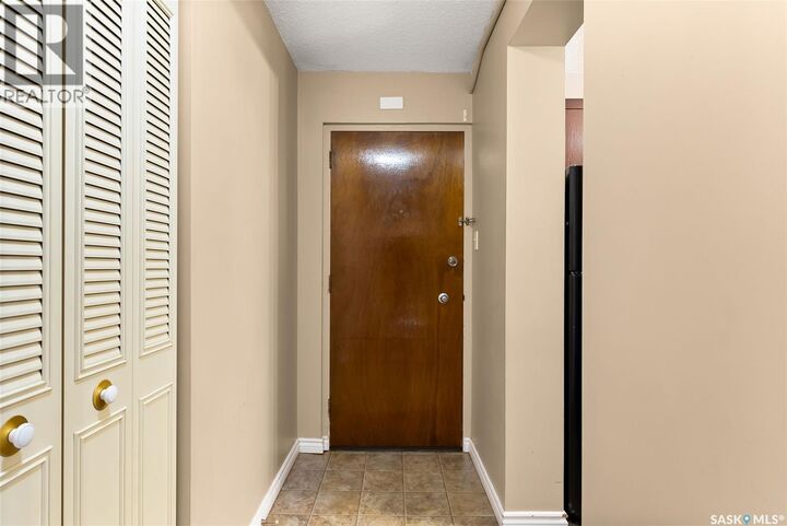Photo de la propriété: 6 1953 Garnet Street SK S4T 2Z5