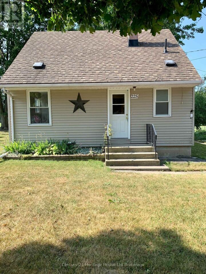 225 Algonquin Drive  South Huron (Exeter) ON N0M 1Y0 photo
