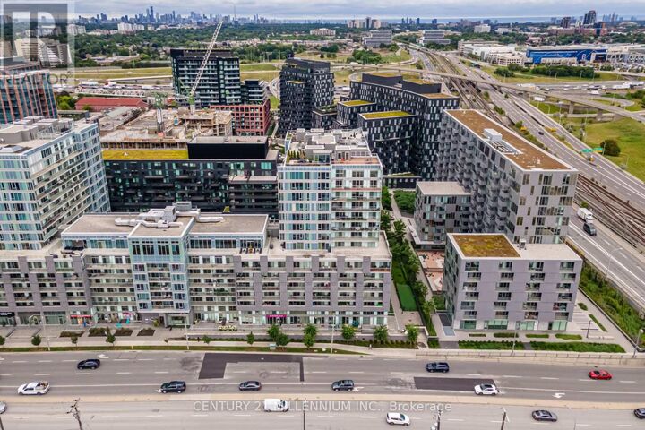 Property Photo: 565 Wilson Avenue 513 ON M3H 0C6
