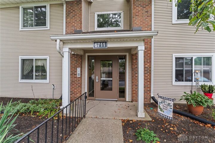 Property Photo: 6711 Green Branch Drive 5 OH 45459