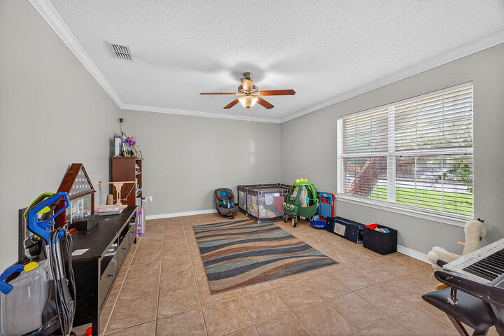 Property Photo: 210 Citadel Lane FL 32539