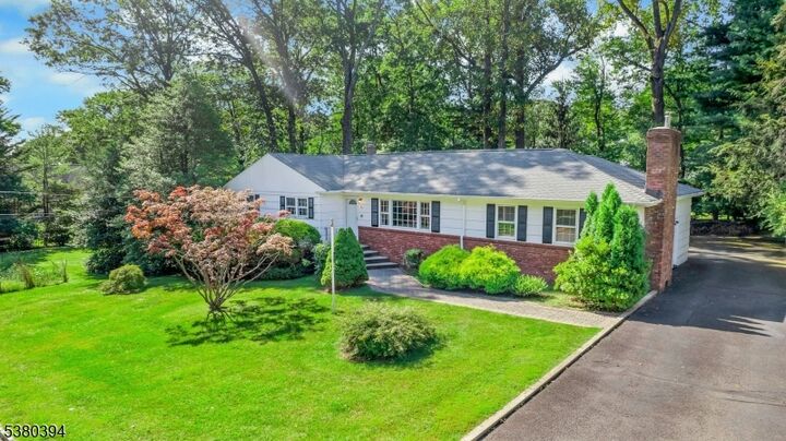 Property Photo:  64 Highlands Ave  NJ 07081 