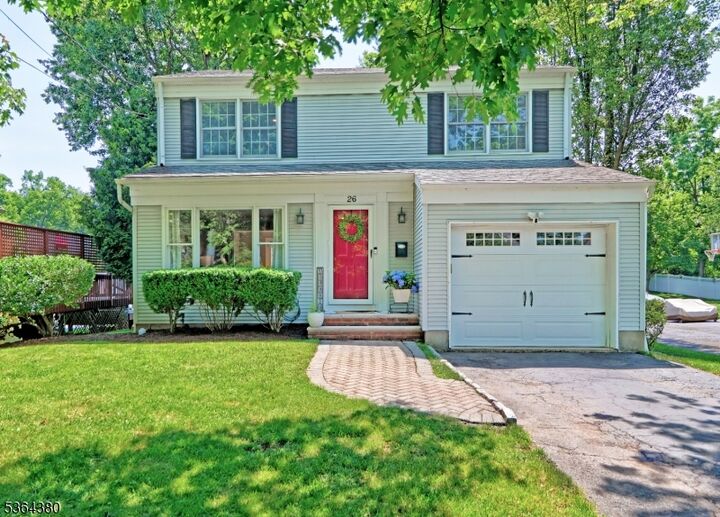 26 Hedges Ave  Chatham Boro NJ 07928 photo