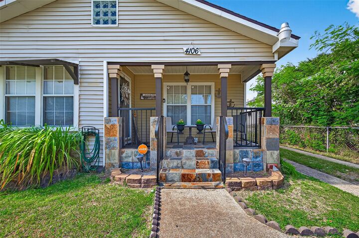 Property Photo: 4106 Ursuline Street TX 77550