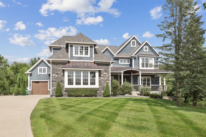 1738 S 40th Court  West Des Moines IA 50265 photo