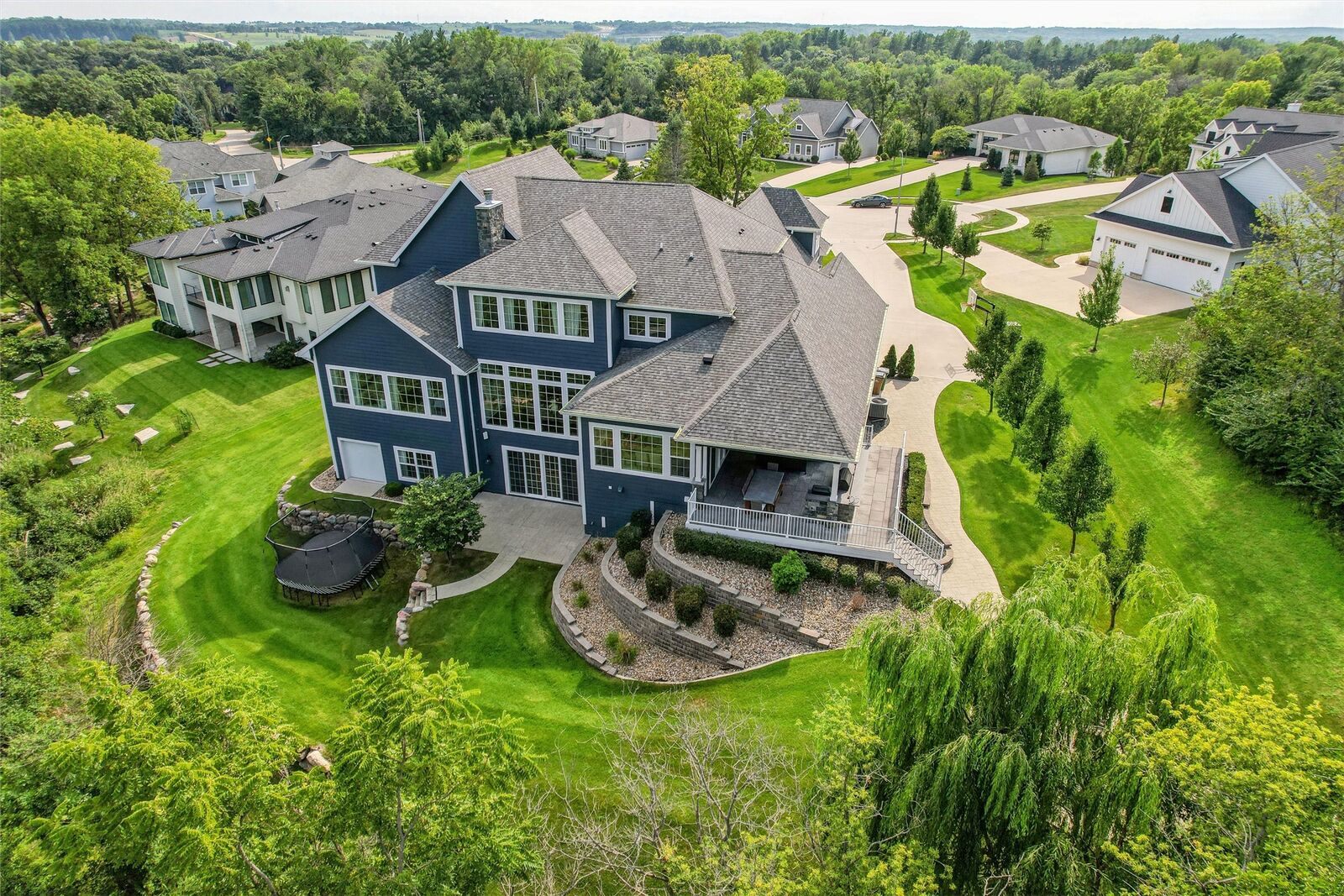 Property Photo: 1738 S 40th Court IA 50265