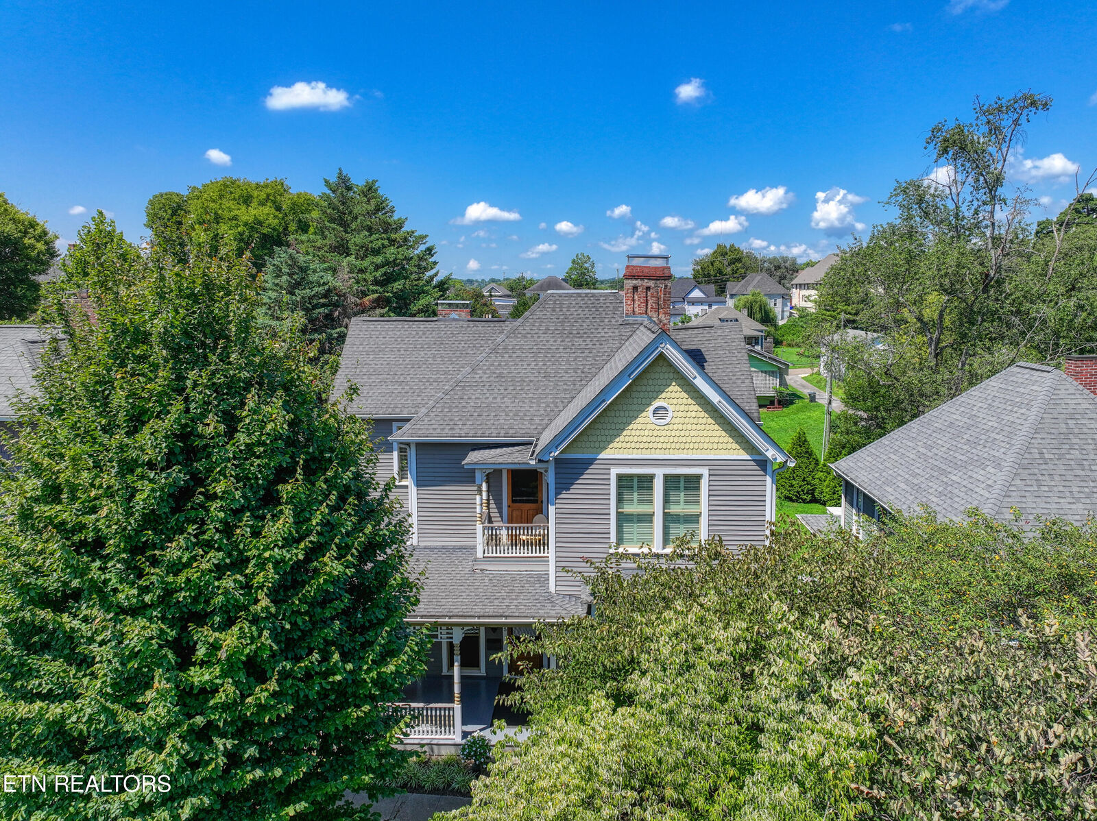 Property Photo: 1015 Luttrell Street TN 37917