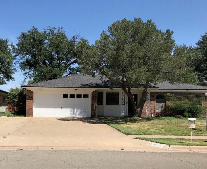 4706 78th Street  Lubbock TX 79424 photo