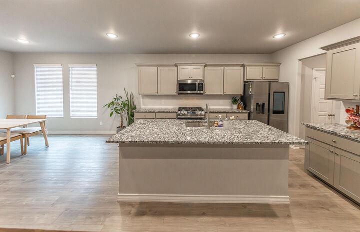Property Photo: 7612 61st Street TX 79407