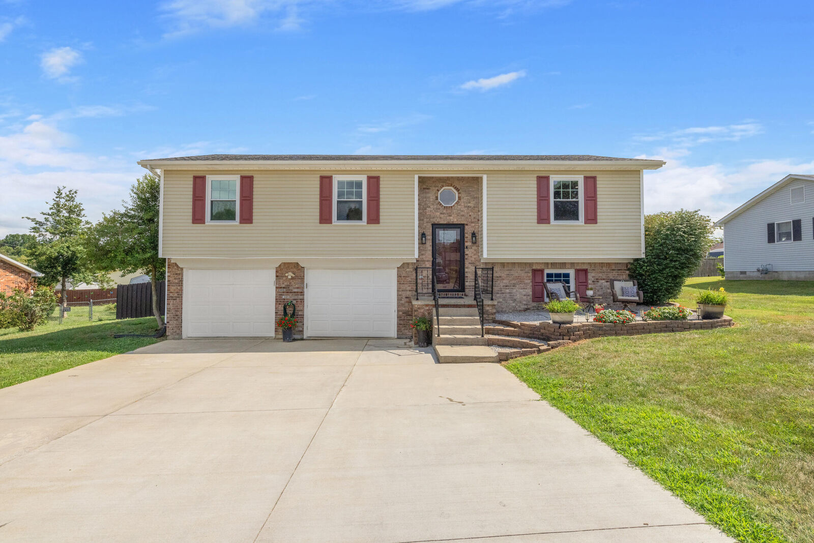Property Photo:  105 Bowen Drive  KY 40342 