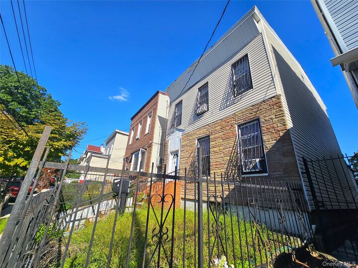 Property Photo: 4 Crosby Avenue NY 11207