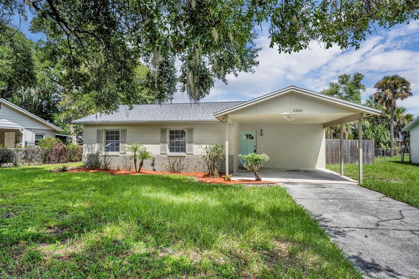 Property Photo:  2320 High Street  FL 32792 