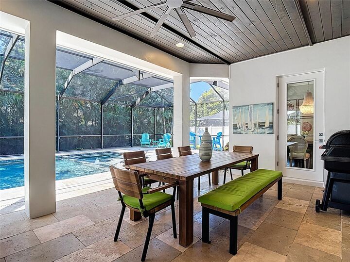 Property Photo: 4306 W Jetton Avenue FL 33629