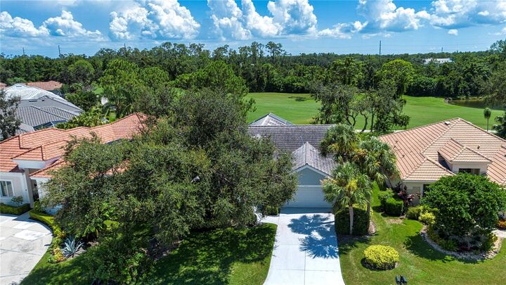 Property Photo:  8722 54th Avenue E  FL 34211 