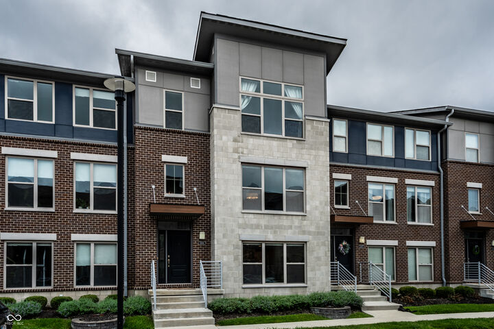 Property Photo: 13081 Grand Vue Drive IN 46032