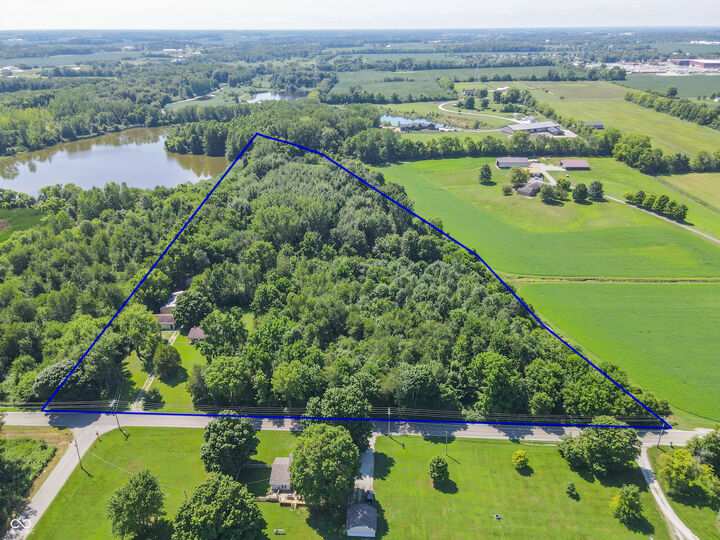 Property Photo: 2487 E 600 N IN 46140