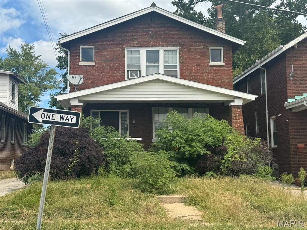 Property Photo: 7025 Hunter Avenue MO 63121