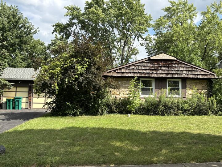 790 Essington Lane  Buffalo Grove IL 60089 photo
