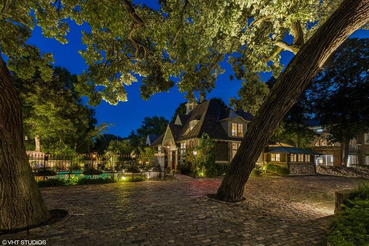 1319 Forest Avenue  Evanston IL 60201 photo