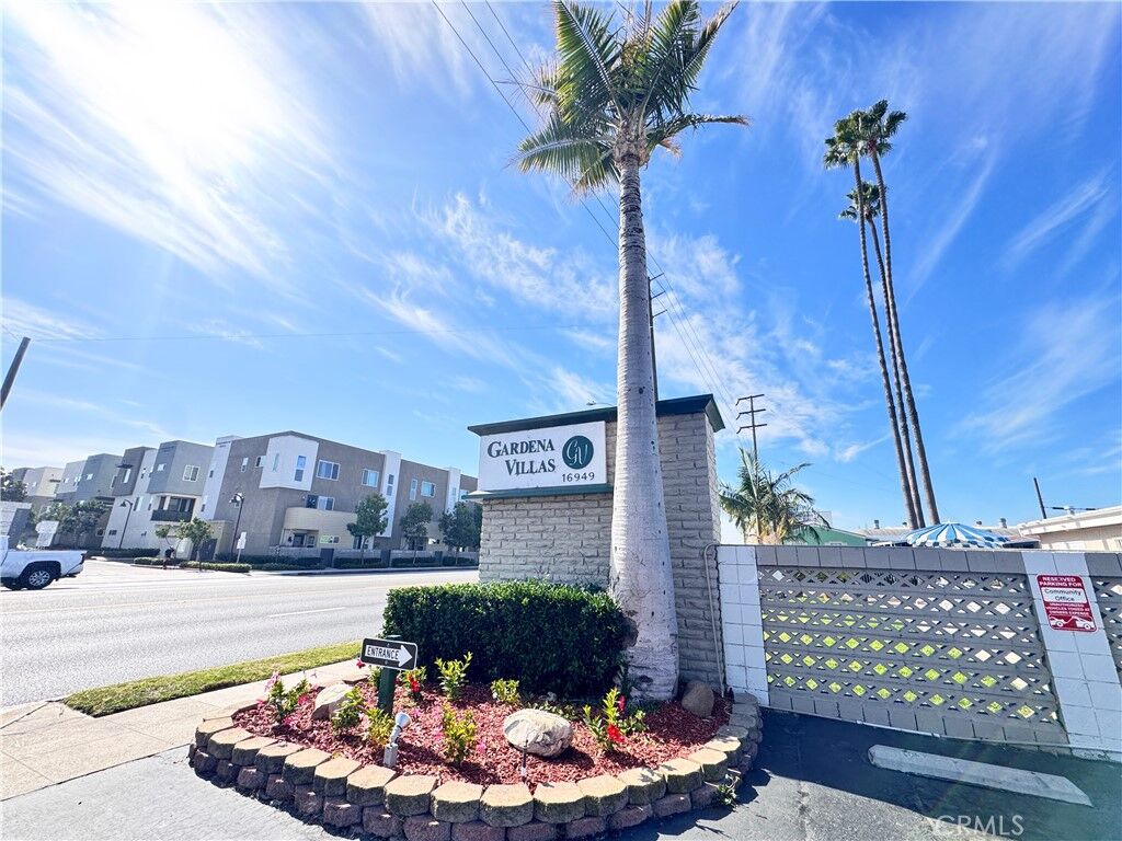 Property Photo:  16949 Western Ave 29B  CA 90247 