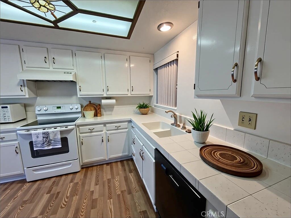 Property Photo:  5359 Algarrobo A  CA 92637 