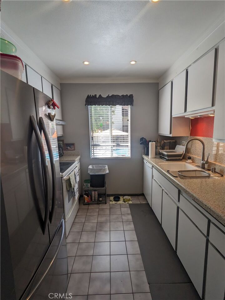 Property Photo: 5108 Summertime Lane CA 90230